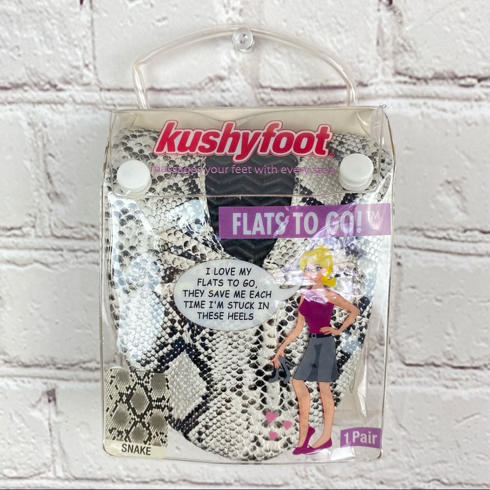 🔥5/$25🔥Kushy Foot Flats To Go! foldable shoes size 9/10